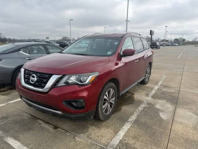 2017 Nissan Pathfinder S FWD photo