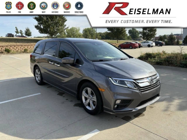 2017 Honda Odyssey EX-L FWD photo