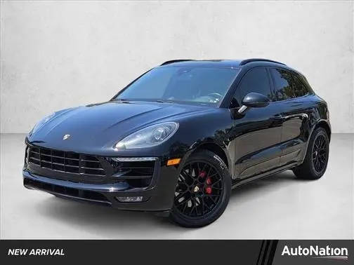 2017 Porsche Macan GTS AWD photo
