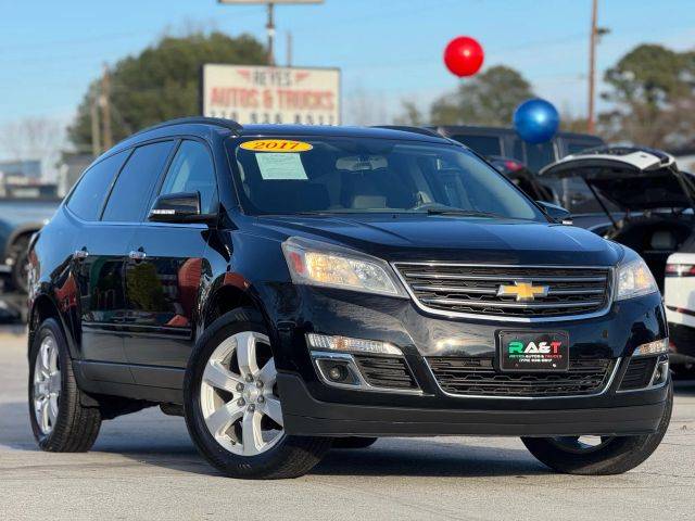 2017 Chevrolet Traverse LT FWD photo