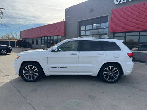 2017 Jeep Grand Cherokee Overland 4WD photo