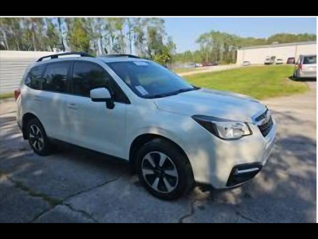 2017 Subaru Forester Premium AWD photo