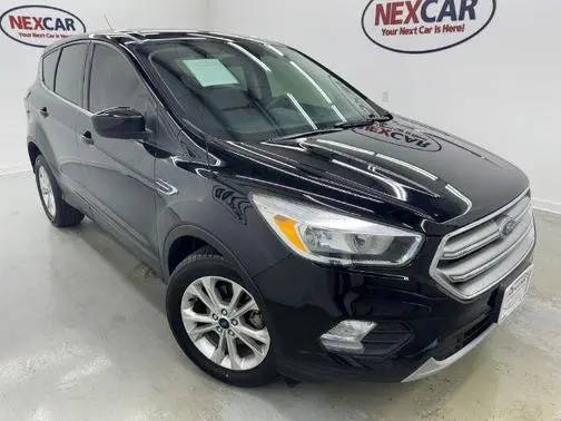 2017 Ford Escape SE FWD photo