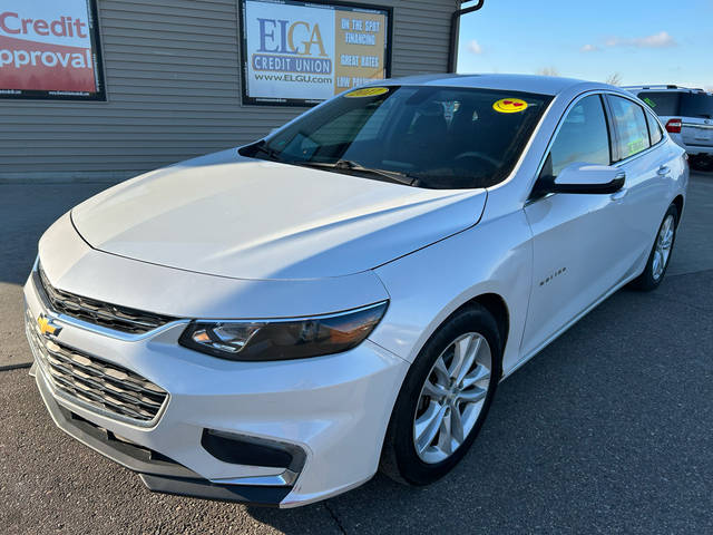 2017 Chevrolet Malibu LT FWD photo