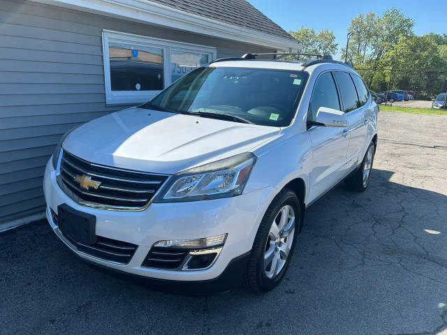 2017 Chevrolet Traverse Premier AWD photo