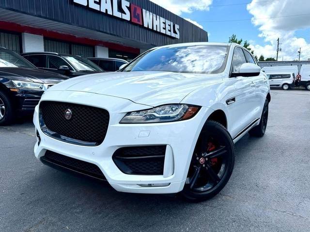 2017 Jaguar F-Pace 35t R-Sport AWD photo