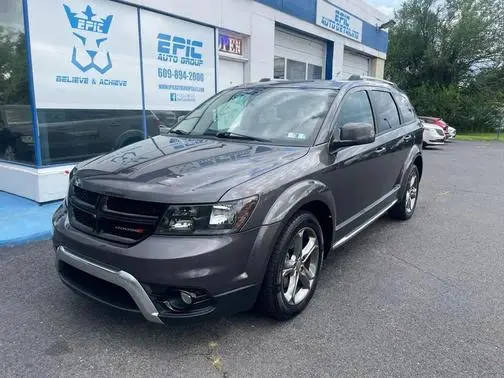 2017 Dodge Journey Crossroad Plus AWD photo