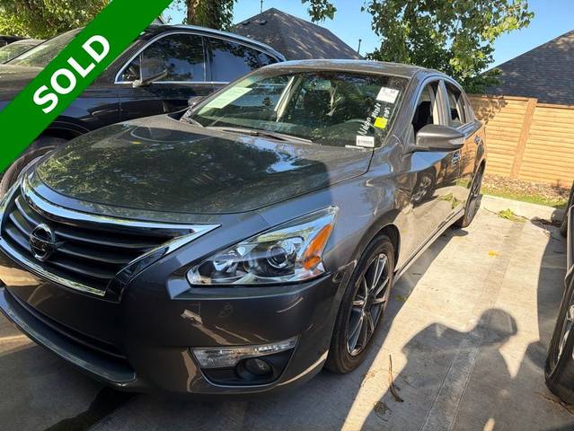 2015 Nissan Altima 2.5 SV FWD photo