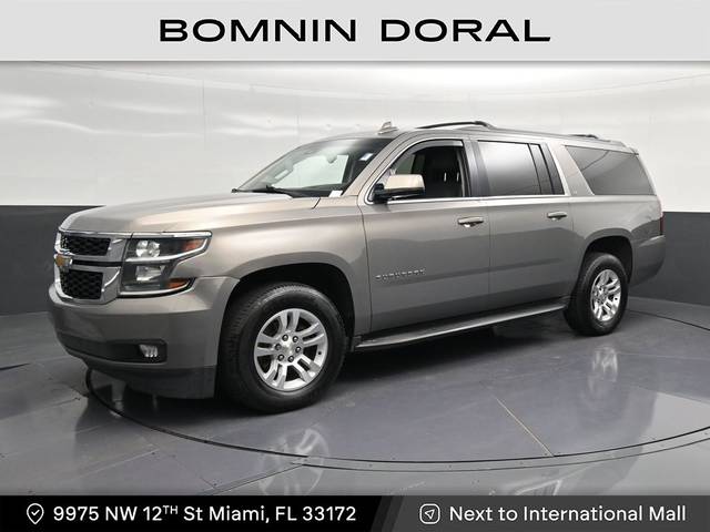 2017 Chevrolet Suburban LT RWD photo