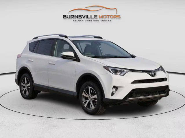 2017 Toyota RAV4 XLE AWD photo