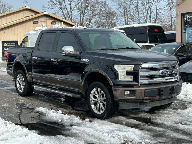 2017 Ford F-150 Lariat 4WD photo