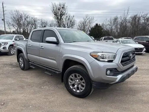 2017 Toyota Tacoma SR5 RWD photo