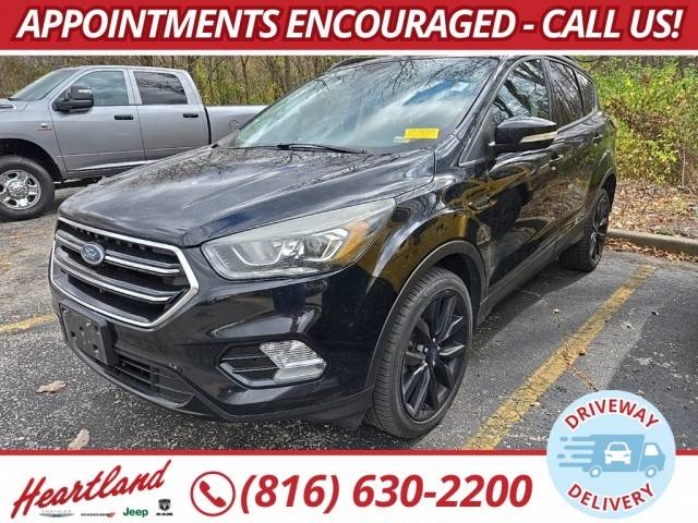 2017 Ford Escape Titanium 4WD photo