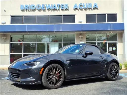 2016 Mazda MX-5 Miata Club RWD photo