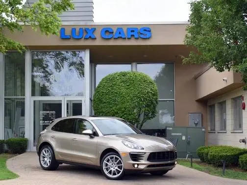 2017 Porsche Macan S AWD photo