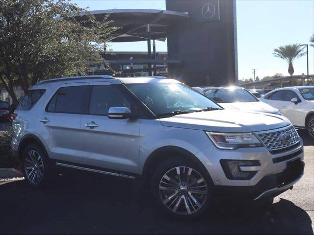 2017 Ford Explorer Platinum 4WD photo