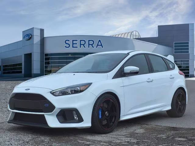 2017 Ford Focus RS AWD photo