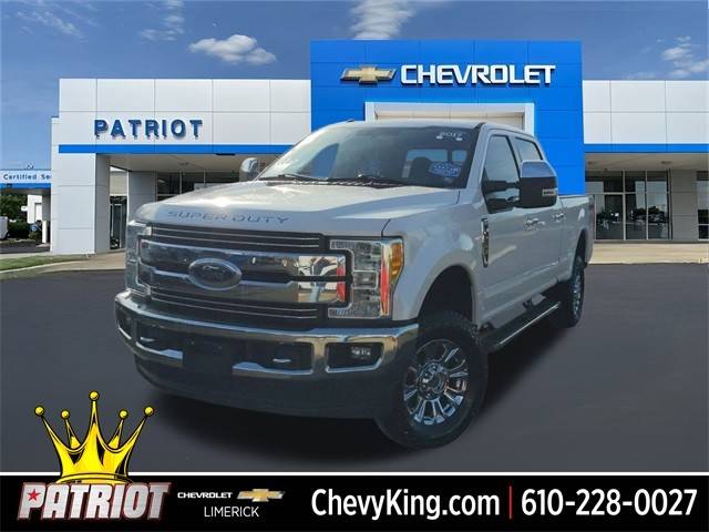 2017 Ford F-250 Super Duty Lariat 4WD photo