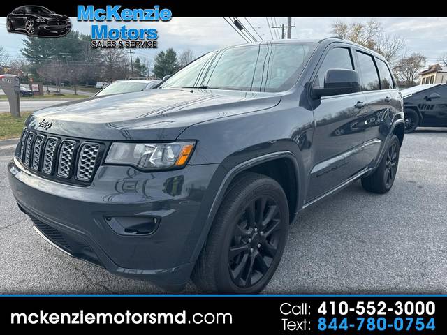 2017 Jeep Grand Cherokee Altitude 4WD photo