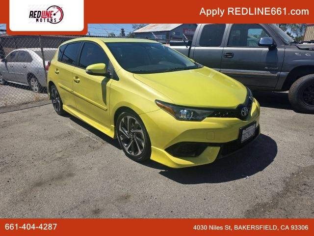 2017 Toyota Corolla iM FWD photo