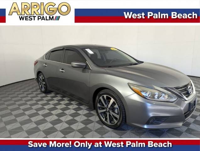 2017 Nissan Altima 2.5 SR FWD photo