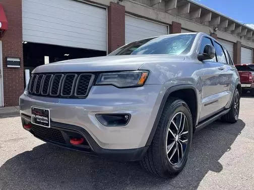 2017 Jeep Grand Cherokee Trailhawk 4WD photo