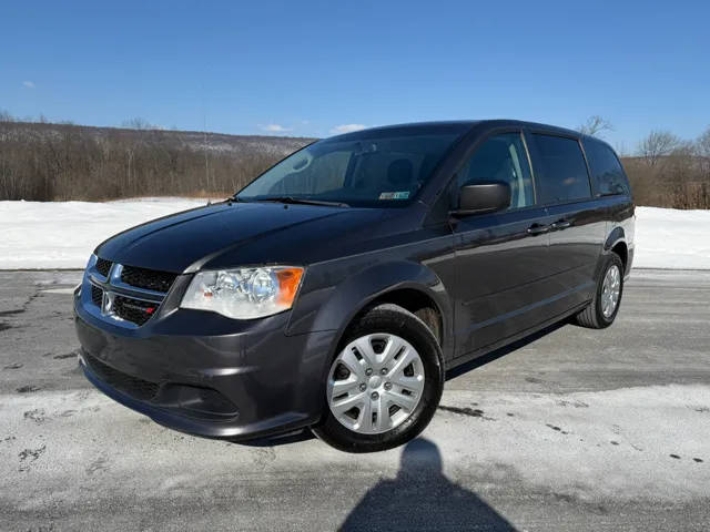 2017 Dodge Grand Caravan SE FWD photo