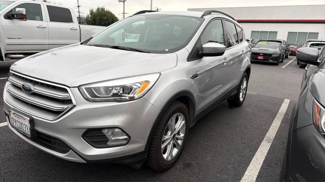 2017 Ford Escape SE FWD photo