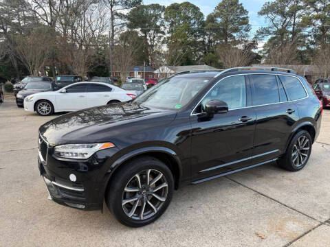 2017 Volvo XC90 Momentum AWD photo