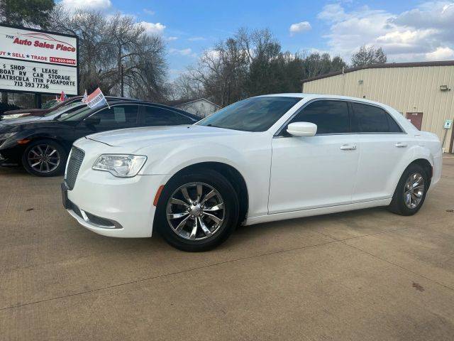 2016 Chrysler 300 Limited RWD photo