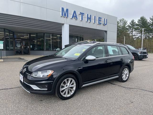 2017 Volkswagen Golf Alltrack SE AWD photo