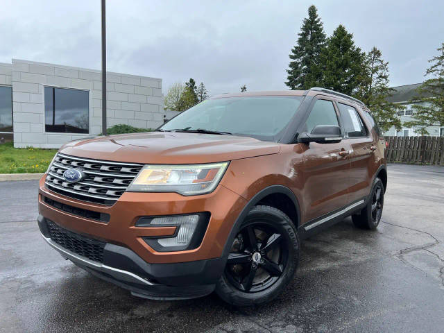 2017 Ford Explorer XLT 4WD photo