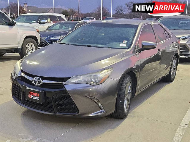 2017 Toyota Camry SE FWD photo