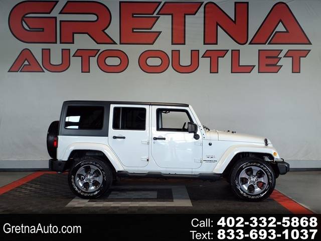 2016 Jeep Wrangler Unlimited Sahara 4WD photo