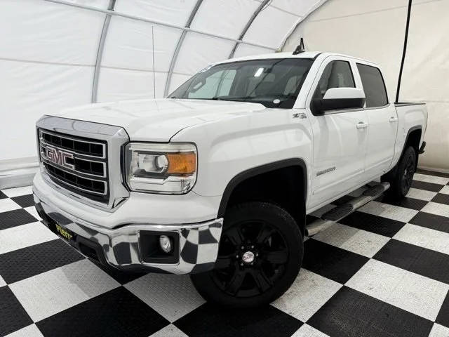 2015 GMC Sierra 1500 SLE 4WD photo