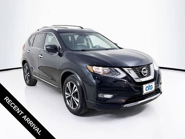 2017 Nissan Rogue SL FWD photo