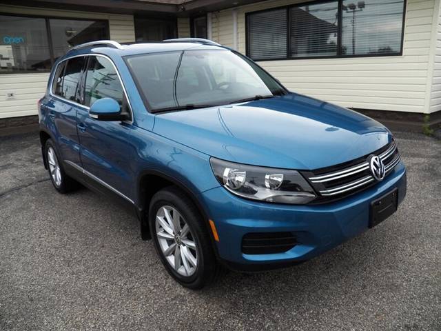 2017 Volkswagen Tiguan Wolfsburg Edition AWD photo