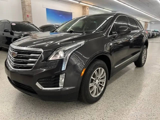 2017 Cadillac XT5 Luxury FWD FWD photo