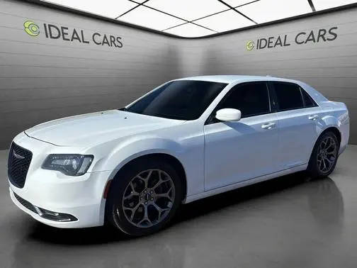 2017 Chrysler 300 300S RWD photo