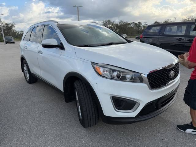 2017 Kia Sorento LX FWD photo