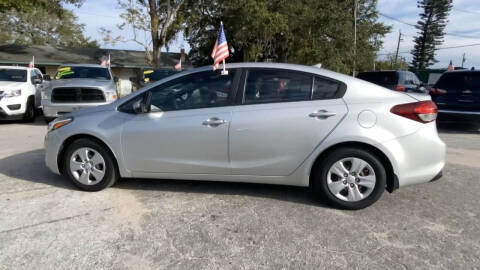 2017 Kia Forte LX FWD photo