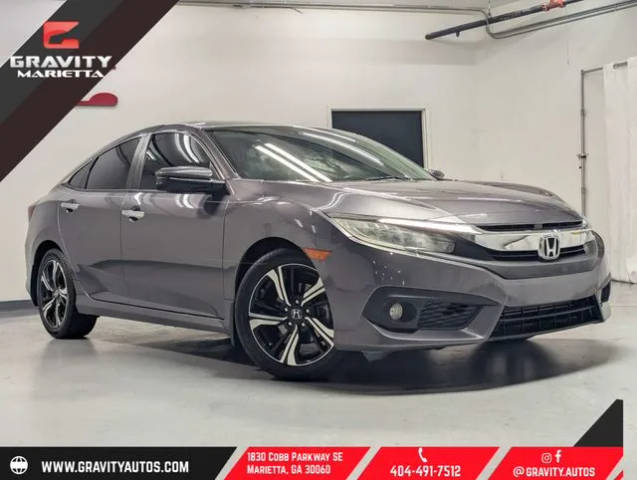 2017 Honda Civic Touring FWD photo