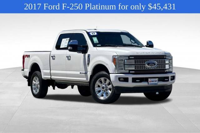 2017 Ford F-250 Super Duty Platinum 4WD photo