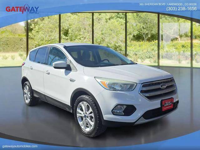 2017 Ford Escape SE 4WD photo