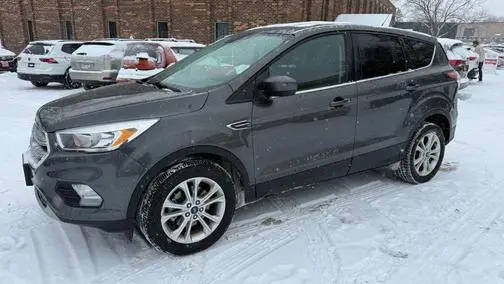 2017 Ford Escape SE FWD photo