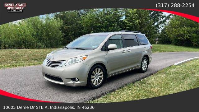 2017 Toyota Sienna XLE Premium AWD photo
