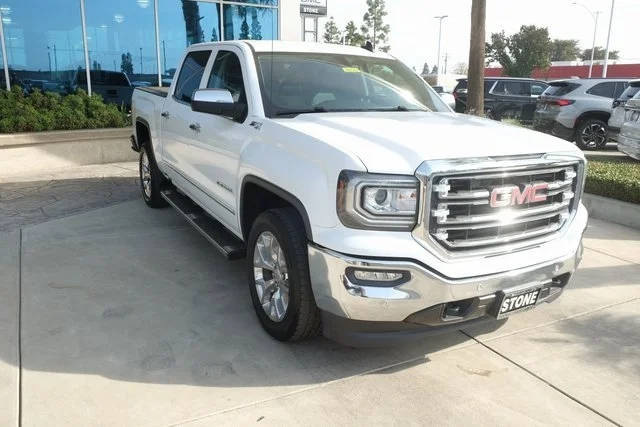 2017 GMC Sierra 1500 SLT 4WD photo