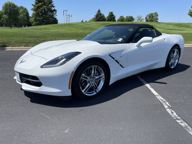 2017 Chevrolet Corvette 2LT RWD photo