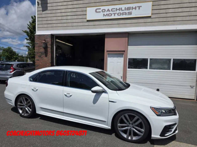 2017 Volkswagen Passat R-Line w/Comfort Pkg FWD photo