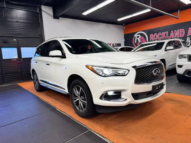 2017 Infiniti QX60 AWD photo